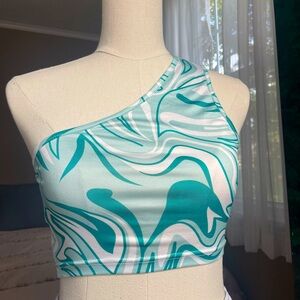 Wavy crop top
